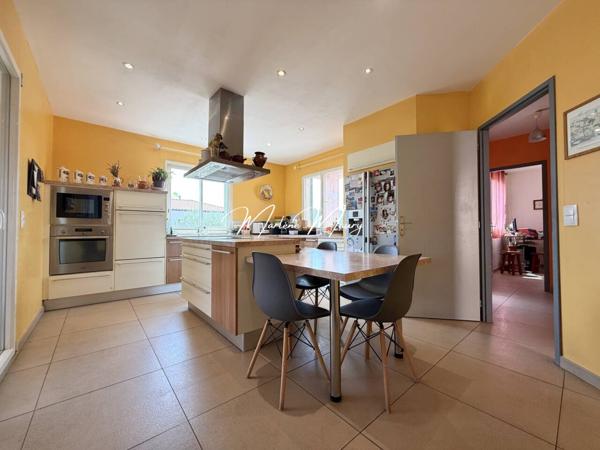 Maison à vendre 5 pièces de 158 m²