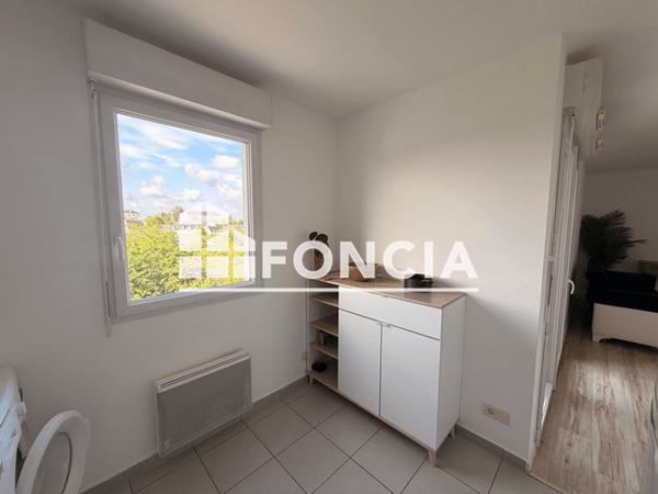 Location Appartement meublé 2 pièces 51 m² - 66/68 AVENUE VICTOR CHATENAY Angers 49000