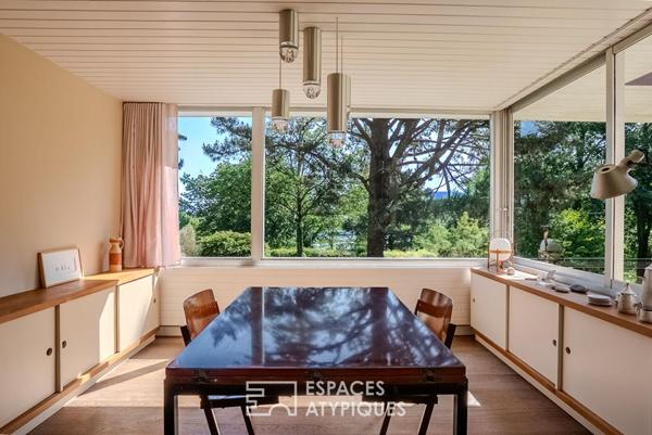 Maison d’architecte avec vue sur l’eau