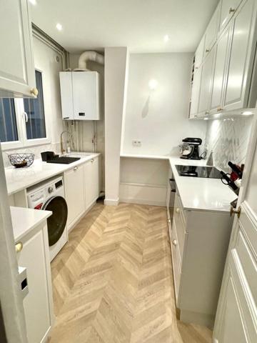 Adresse d'exception ? à proximité immédiate des Champs-Élysées