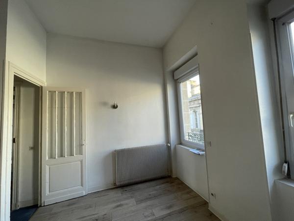 Appartement à vendre 98 280 € Bordeaux 1 pièce 18 m² DPE D