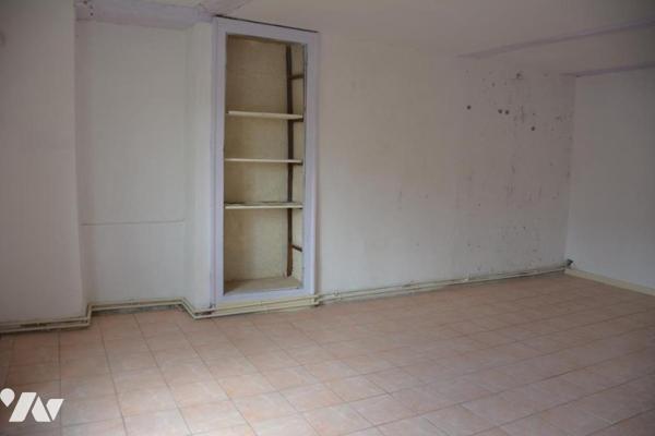 Vente sur la commune de Bouessay ancien restaurant-bar-café