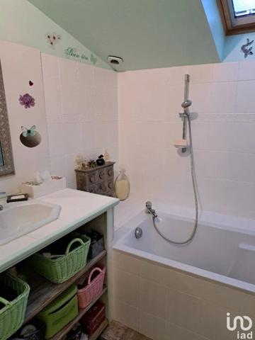 Maison 4 pièces de 107 m² à Saint-Sardos (82600)