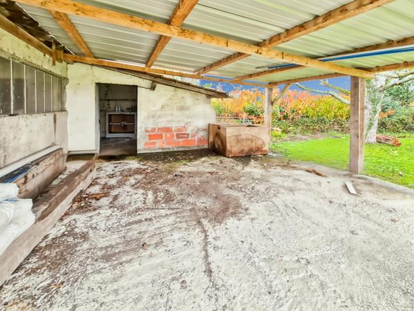 Maison à vendre 8 pièces proche de EUGENIE LES BAINS (40)