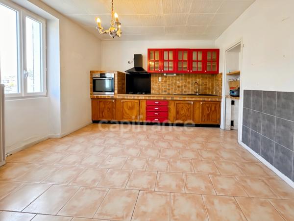 Maison à vendre 8 pièces proche de EUGENIE LES BAINS (40)
