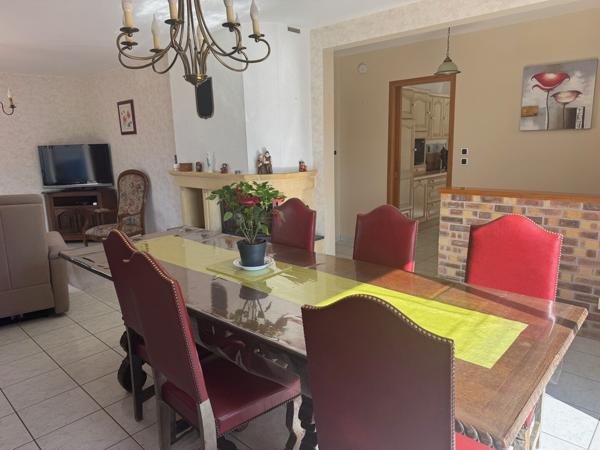 Maison 110 m² habitables environ proche centre La Roche Bernard