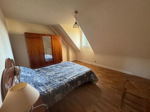 Maison 110 m² habitables environ proche centre La Roche Bernard