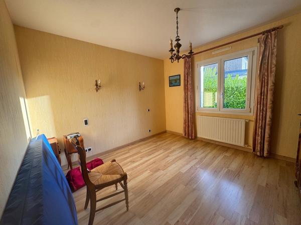 Maison 110 m² habitables environ proche centre La Roche Bernard