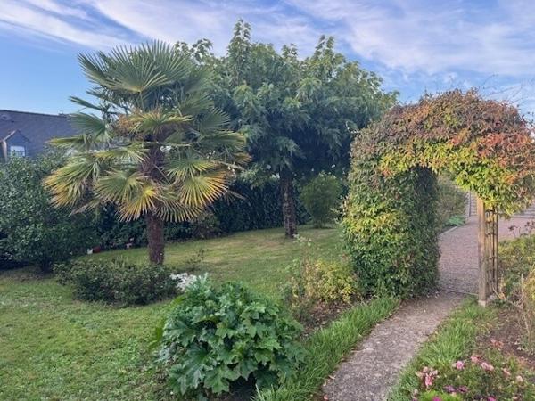 Maison 110 m² habitables environ proche centre La Roche Bernard