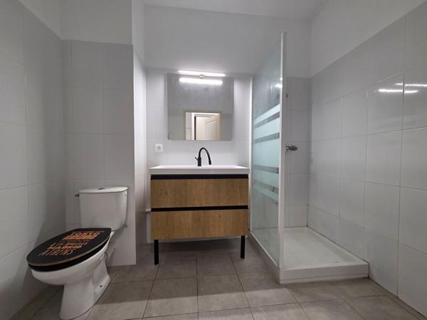 Appartement Robion 2 pièce(s) 46.65 m2 avec jardin et garage