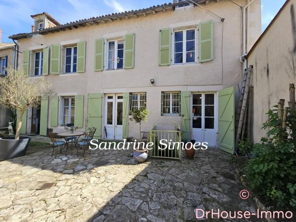Maison à vendre 10 pièces de 290 m²