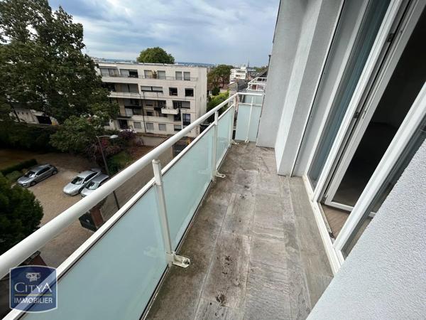 Appartement à louer 3 pièces 68.62m² Reims (51100)