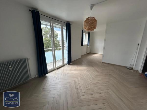Appartement à louer 3 pièces 68.62m² Reims (51100)