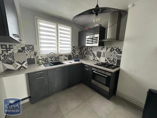 Appartement à louer 3 pièces 68.62m² Reims (51100)