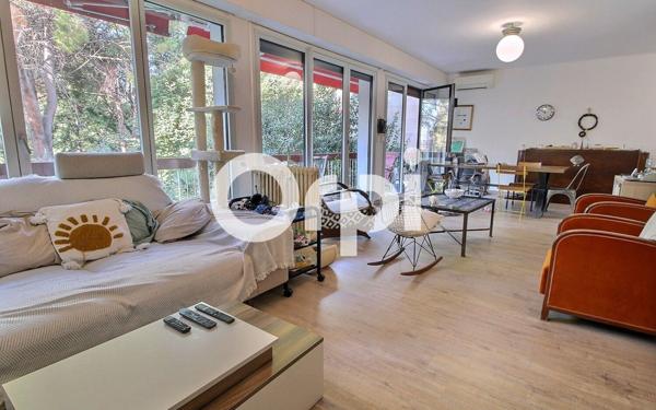 Appartement à vendre    3 pièces • 99 m2 Marseille 12