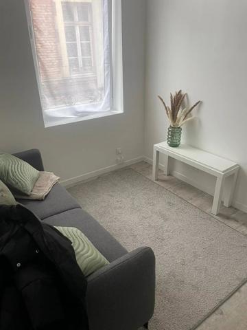 Location                                                      Appartement
                        
                     3 pièces                      45 m2                     à Saint-Quentin