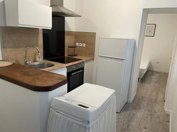Location                                                      Appartement
                        
                     3 pièces                      45 m2                     à Saint-Quentin