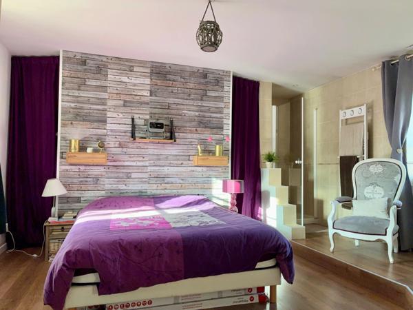 Longère en pierre rénovée – Piscine, charme & confort