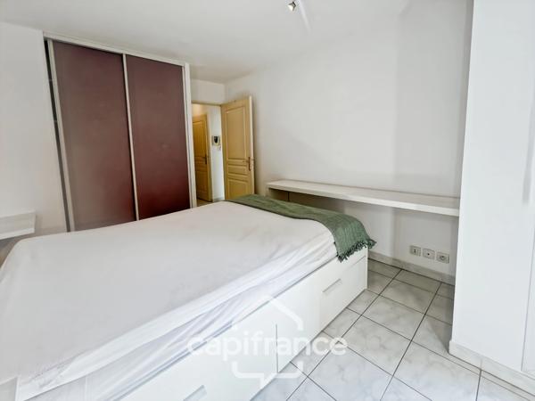 Appartement à vendre 2 pièces HYERES (83) - Terrasse - Garage