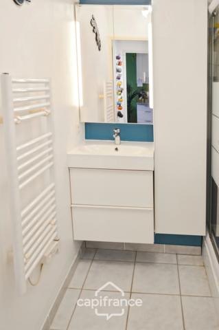 Appartement à vendre 2 pièces HYERES (83) - Terrasse - Garage