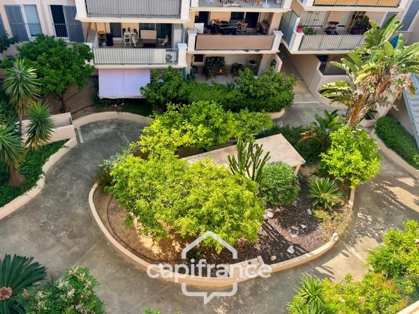 Appartement à vendre 2 pièces HYERES (83) - Terrasse - Garage