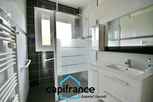 Maison à vendre 9 pièces ROUFFIAC TOLOSAN (31) - terrain 800 m² - calme assuré.