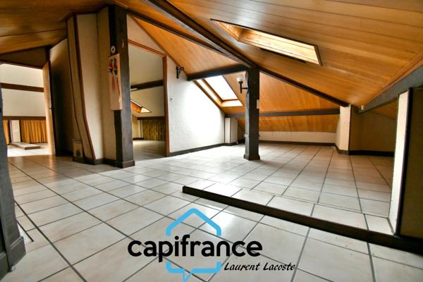 Maison à vendre 9 pièces ROUFFIAC TOLOSAN (31) - terrain 800 m² - calme assuré.