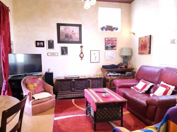 Maison en pierre de caractère au Sambuc – 3 chambres, terrasse et charme authentique en Camargue