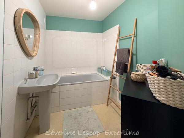 Vannes (56000) Exclusivité : Vannes Cliscouët - Duplex T3 (64 m²) - Dernier étage et garage