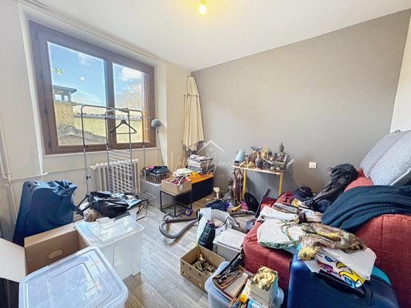 Saint-Affrique (12400) Maison 6 pièces rénovée – 108 m² habitables – Terrain 667 m² – Quartier calme