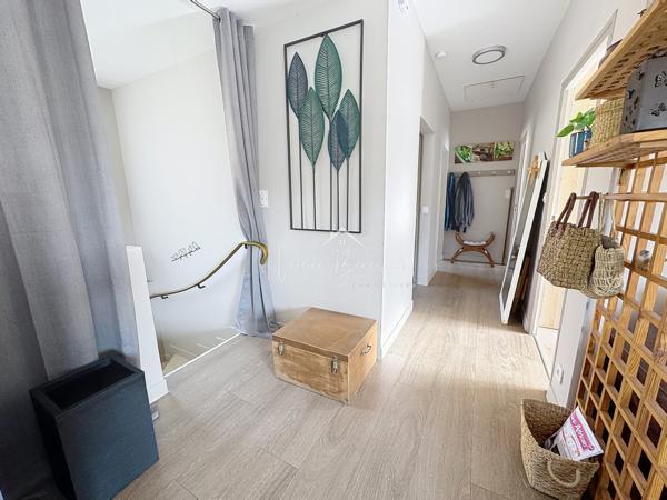 Saint-Affrique (12400) Maison 6 pièces rénovée – 108 m² habitables – Terrain 667 m² – Quartier calme