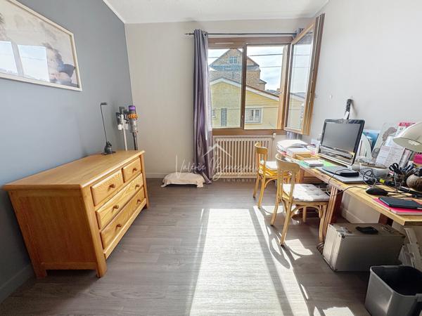 Saint-Affrique (12400) Maison 6 pièces rénovée – 108 m² habitables – Terrain 667 m² – Quartier calme