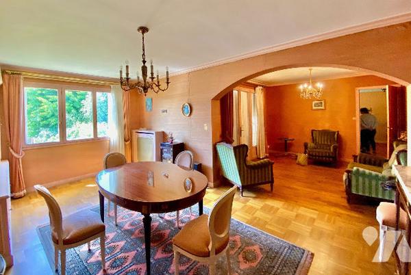 RENNES - ST BRIEUC   Maison de 145m² à rafraichir