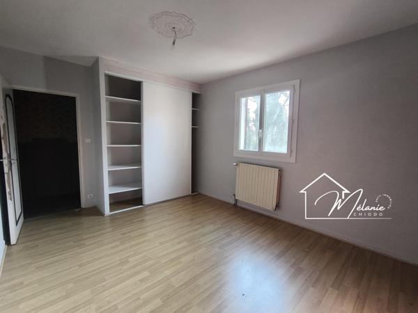 Maison individuelle, jardin, garage, 7 chambres, investissement locatif