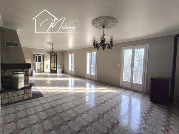 Maison individuelle, jardin, garage, 7 chambres, investissement locatif