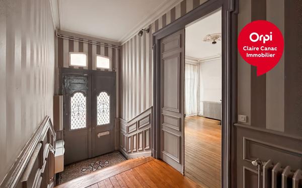 Maison à vendre    8 pièces •  Castres