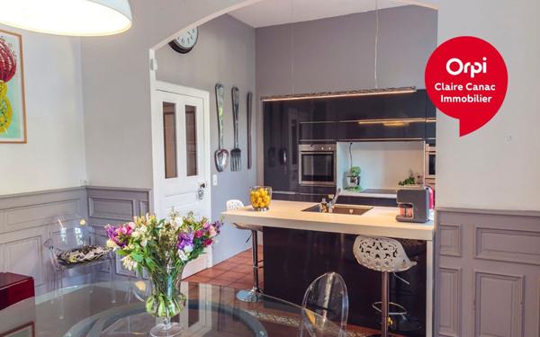 Maison à vendre    8 pièces •  Castres