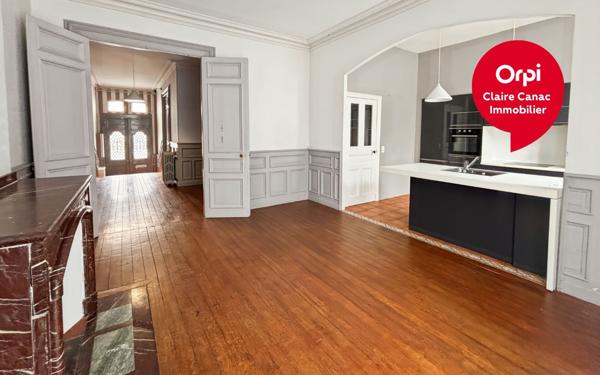 Maison à vendre    8 pièces •  Castres