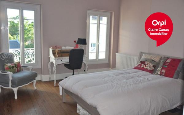 Maison à vendre    8 pièces •  Castres