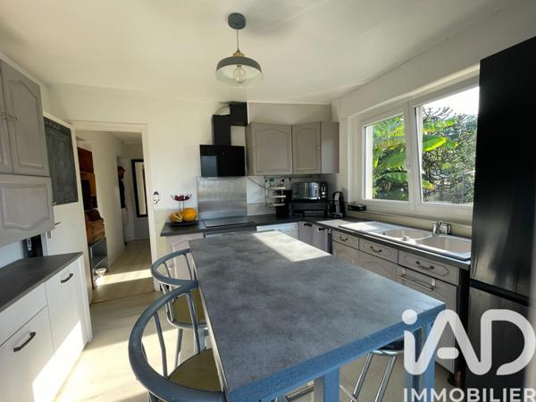 Maison à vendre 6 pièces 122,25 m² Conches-en-Ouche