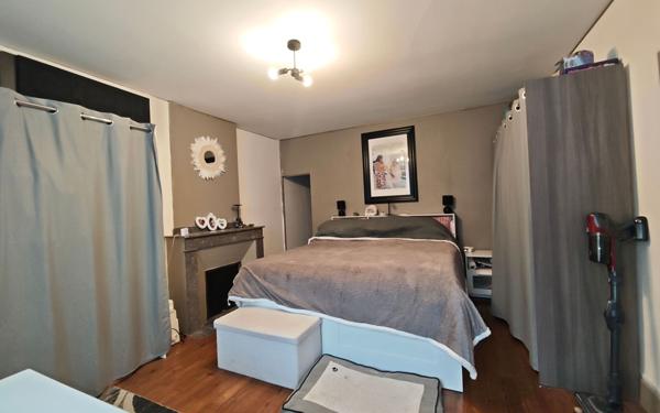 Maison à vendre    6 pièces • 162 m2 Mazamet