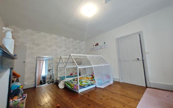 Maison à vendre    6 pièces • 162 m2 Mazamet