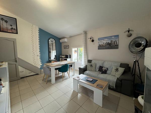 Au coeur du village charmant T2 en duplex de 52,70 m² (dont 46.70 m² en loi Carrez)