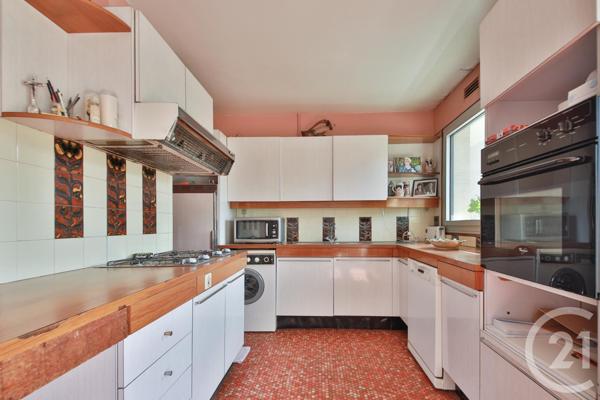 Appartement à vendre  6 pièces - 144,22 m2 PARIS - 75015