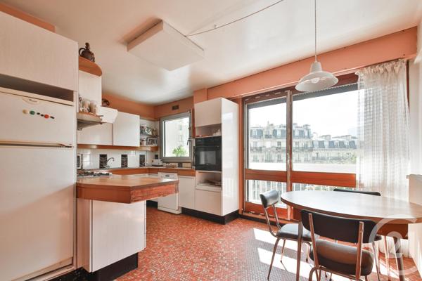 Appartement à vendre  6 pièces - 144,22 m2 PARIS - 75015