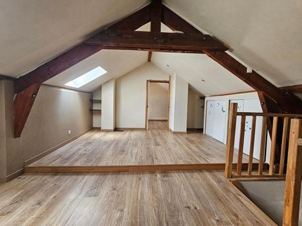 Fougerolles-Saint-Valbert - Maison individuelle F4 de 100 m² avec dépendance et terrain de 1 156 m²