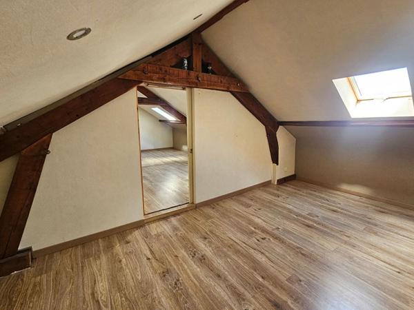 Fougerolles-Saint-Valbert - Maison individuelle F4 de 100 m² avec dépendance et terrain de 1 156 m²