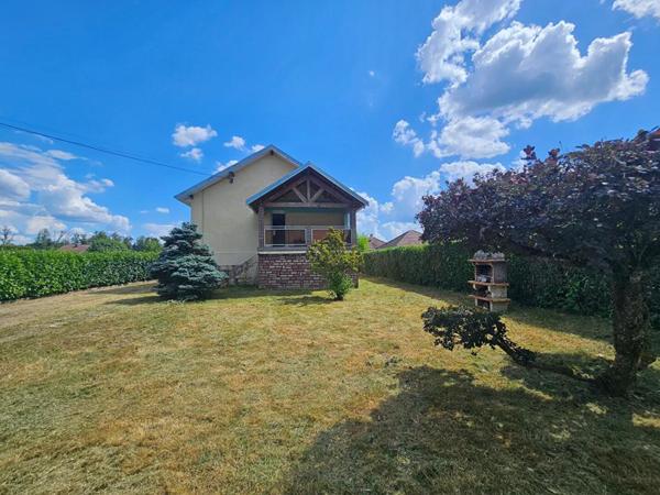 Fougerolles-Saint-Valbert - Maison individuelle F4 de 100 m² avec dépendance et terrain de 1 156 m²