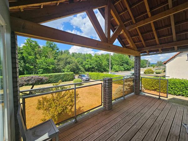Fougerolles-Saint-Valbert - Maison individuelle F4 de 100 m² avec dépendance et terrain de 1 156 m²