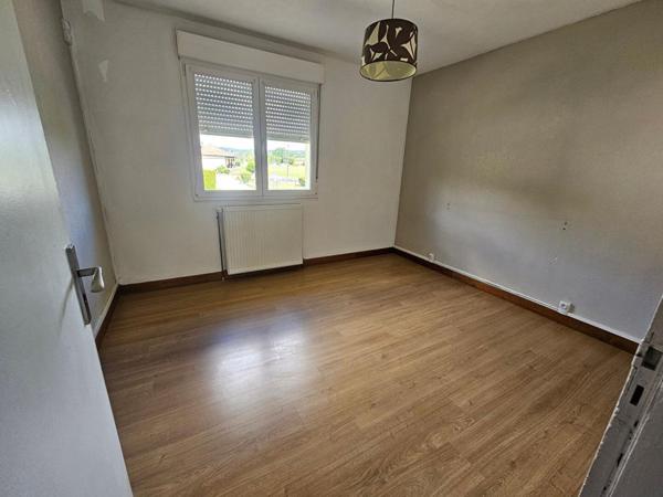 Fougerolles-Saint-Valbert - Maison individuelle F4 de 100 m² avec dépendance et terrain de 1 156 m²